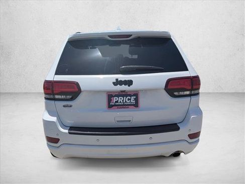 Used 2022 Jeep Grand Cherokee Laredo X RWD image 6