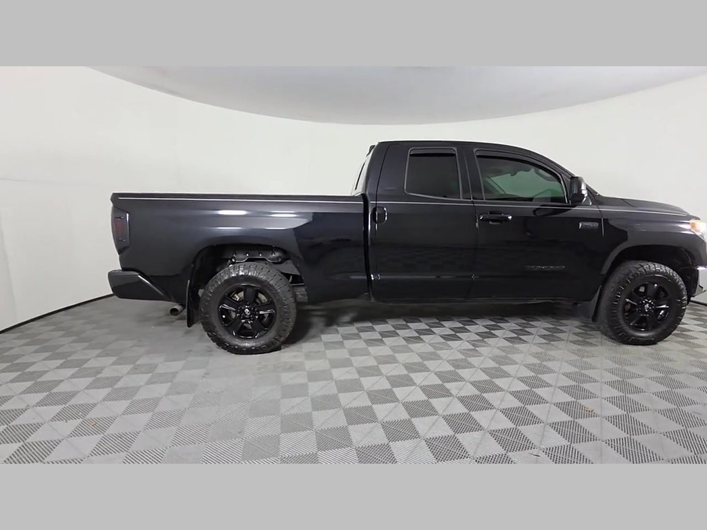 Used 2020 Toyota Tundra SR5 w/ SR5 Upgrade Package RWD image 38