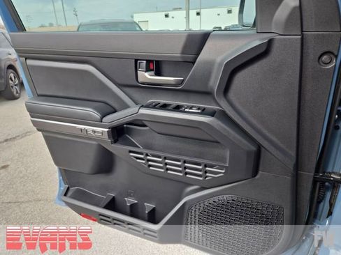 New 2026 Toyota Tacoma TRD Off-Road AWD/4WD image 18