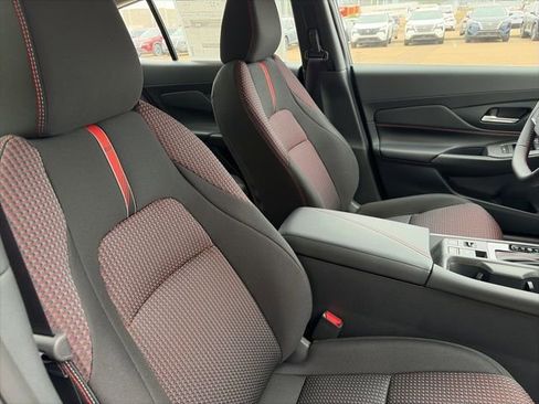 New 2026 Nissan Sentra SR w/ Floor Mat Package FWD image 21