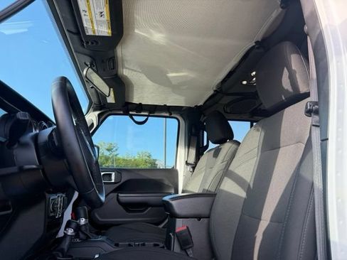 Used 2021 Jeep Wrangler Unlimited Sport AWD/4WD image 25