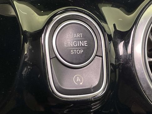 Used 2021 Mercedes-Benz GLA 250 4MATIC image 35