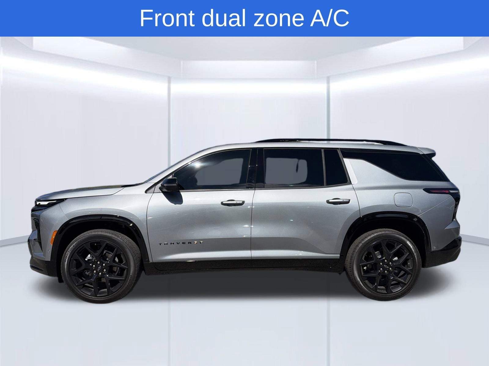Used 2026 Chevrolet Traverse RS FWD image 10
