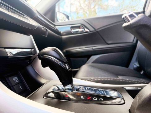 Used 2014 Honda Accord Sport image 25