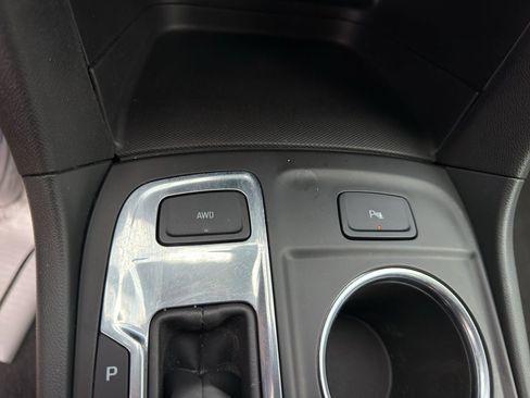 Used 2024 Chevrolet Equinox LT image 19