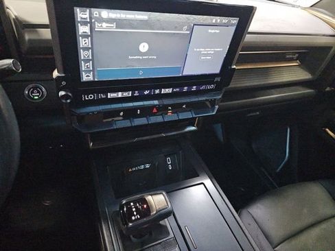 Used 2024 GMC Hummer EV 3X image 26