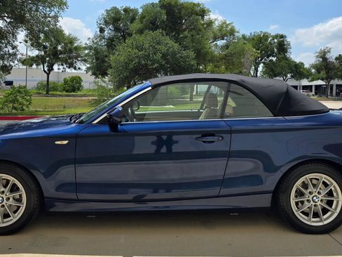 Used 2011 BMW 128i Convertible RWD image 10