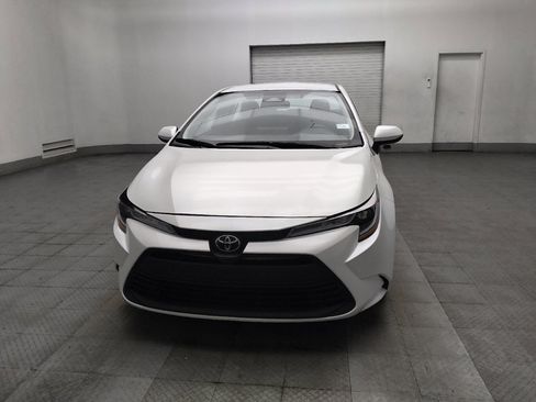 Used 2025 Toyota Corolla LE FWD image 15
