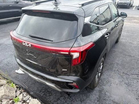 Used 2024 Kia Seltos S AWD/4WD image 5