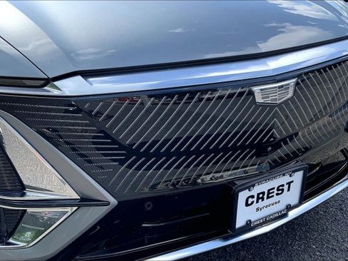 Used 2024 Cadillac Lyriq Luxury AWD/4WD image 30