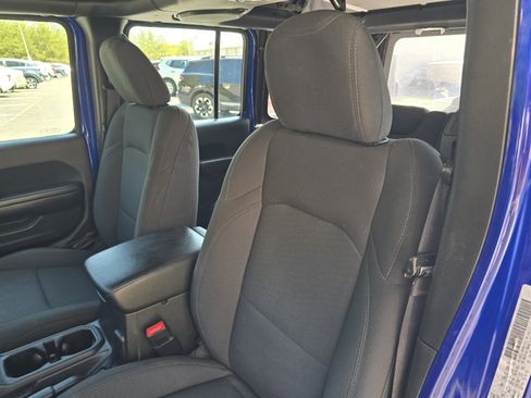 Used 2020 Jeep Wrangler Unlimited Sport AWD/4WD image 13