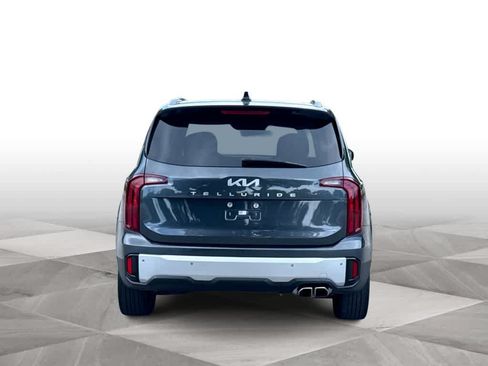 Certified 2024 Kia Telluride S FWD image 7