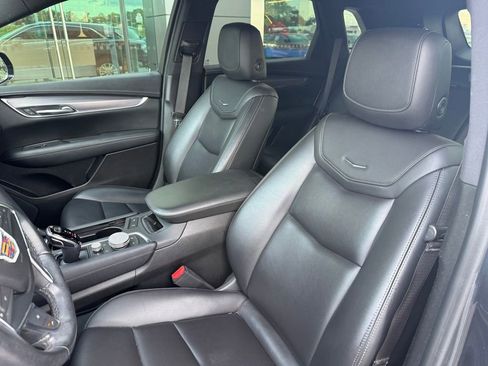 Used 2021 Cadillac XT5 Luxury FWD image 5