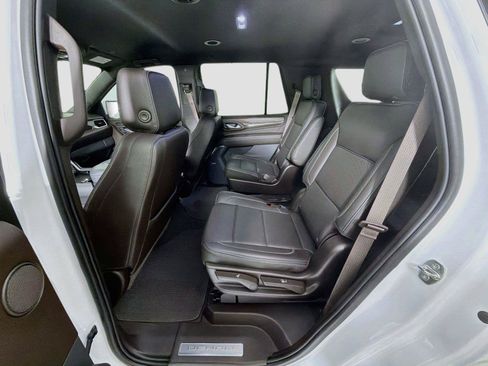 Used 2024 GMC Yukon Denali AWD/4WD image 25