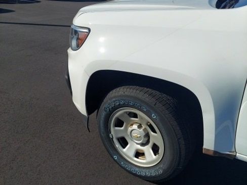 Used 2021 Chevrolet Colorado W/T w/ WT Convenience Package image 1