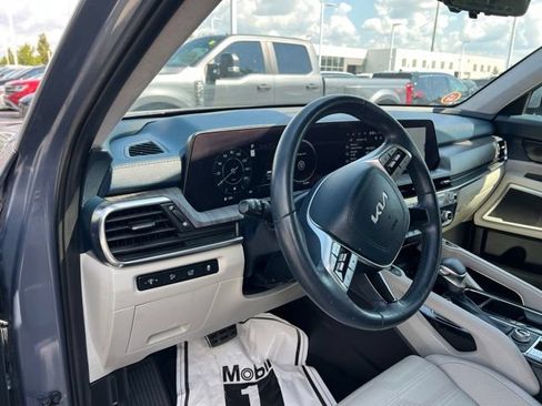 Certified 2024 Kia Telluride SX Prestige w/ Towing Package AWD/4WD image 10