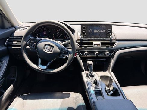 Used 2019 Honda Accord LX image 13