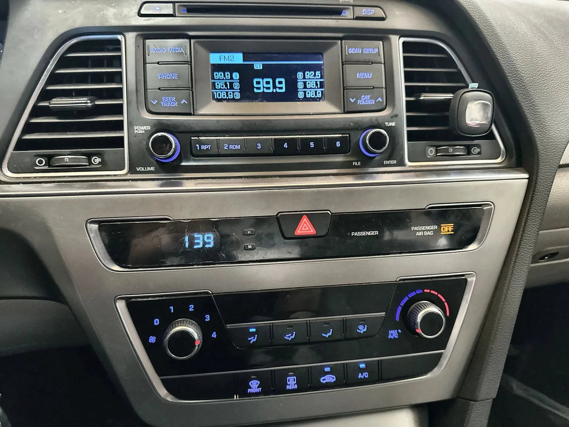 Used 2015 Hyundai Sonata SE FWD image 20