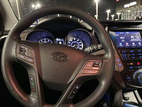 Used 2018 Hyundai Santa Fe Sport w/ 2.4L Value Package 02 image 12