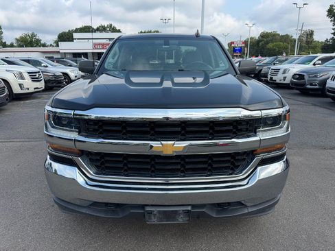 Used 2018 Chevrolet Silverado 1500 LS w/ Trailering Package AWD/4WD image 8