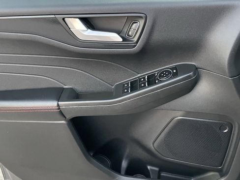 Used 2023 Ford Escape ST-Line image 20