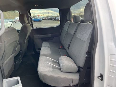 Used 2023 Ford F150 XLT w/ Trailer Tow Package image 12