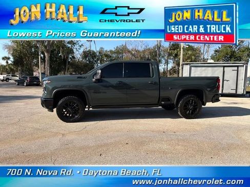 Used 2025 Chevrolet Silverado 2500 LTZ w/ Trail Boss Package image 4