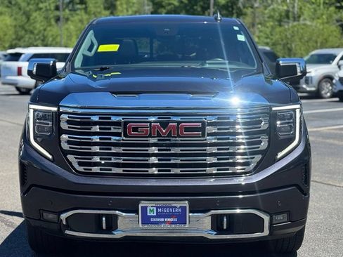 Used 2023 GMC Sierra 1500 Denali w/ Denali Reserve Package AWD/4WD image 2