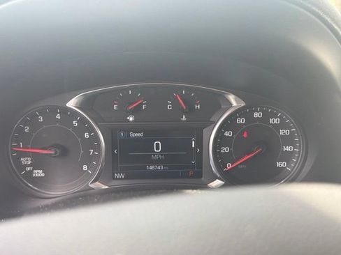 Used 2018 GMC Terrain SLT w/ Preferred Package FWD image 16