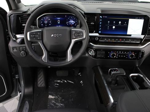 New 2026 Chevrolet Silverado 1500 LT Trail Boss w/ LT Trail Boss Premium Package AWD/4WD image 12