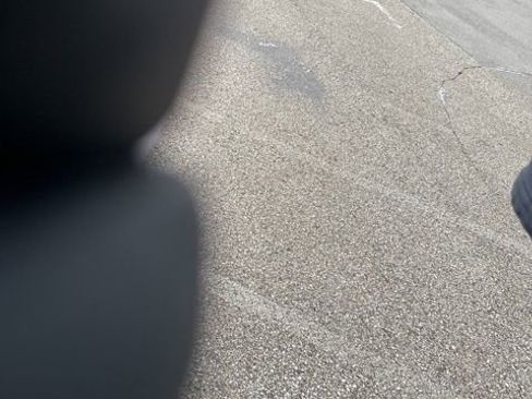 Used 2020 GMC Acadia SLE w/ Driver Convenience Package image 30