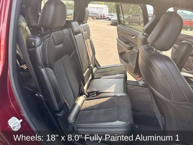 Used 2025 Jeep Grand Cherokee L Altitude AWD/4WD image 27