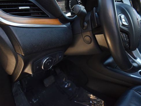 Used 2019 Lincoln MKC Reserve w/ MKC Climate Package image 27