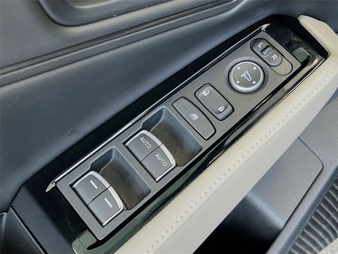 Certified 2025 Honda Accord Touring image 21