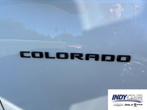 Used 2024 Chevrolet Colorado ZR2 w/ Technology Package AWD/4WD image 20