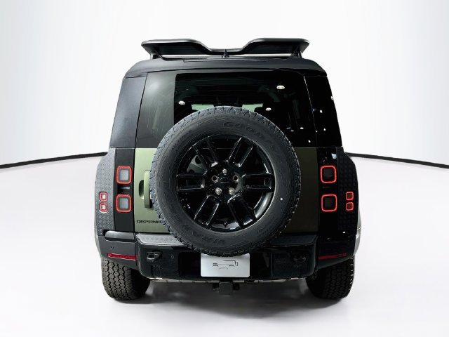 New 2026 Land Rover Defender 110 S AWD/4WD image 6