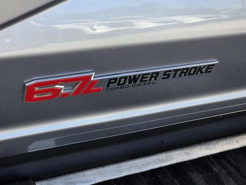 Used 2023 Ford F250 Lariat w/ Chrome Package image 37