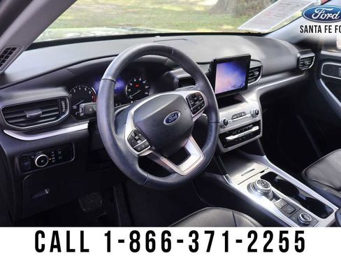 Used 2023 Ford Explorer XLT w/ Equipment Group 202A image 8