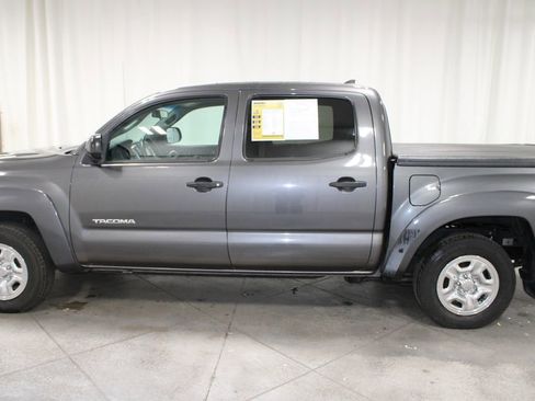 Used 2014 Toyota Tacoma Base image 6