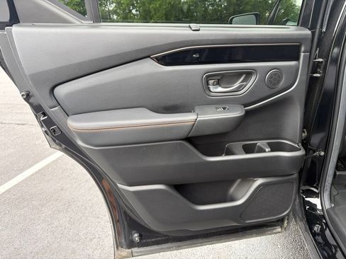 Certified 2024 Honda Pilot TrailSport image 20