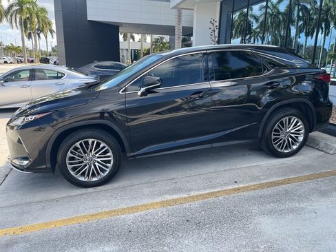Used 2021 Lexus RX 350 FWD w/ Luxury Package image 2