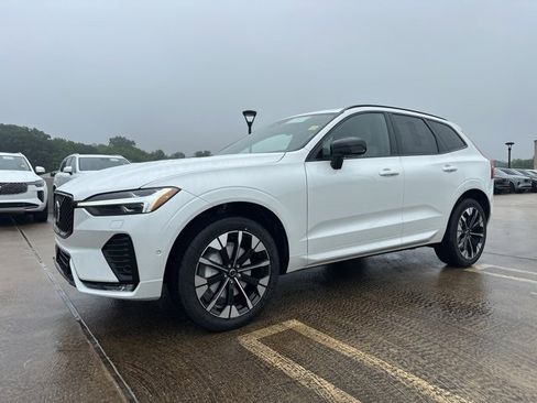 New 2026 Volvo XC60 B5 Plus w/ Protection Package Premier image 3