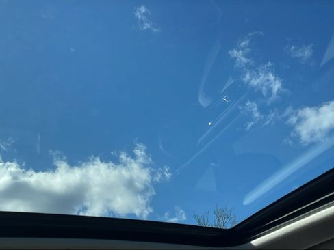 Certified 2023 Subaru Forester Premium image 24