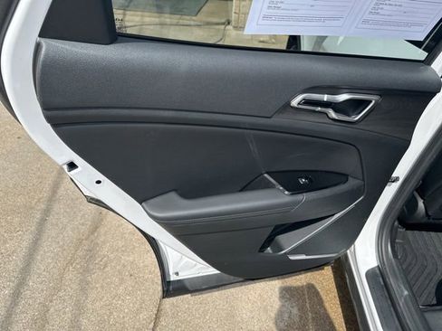 Used 2023 Kia Sportage X-Line image 15