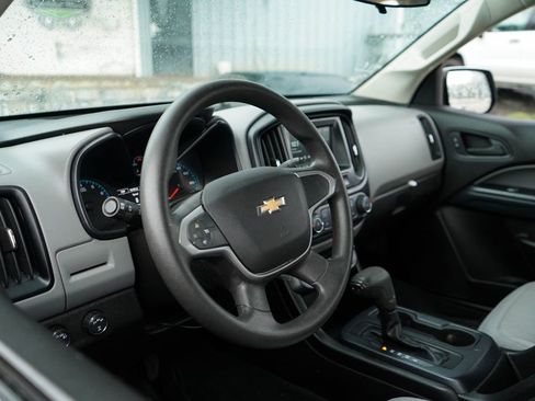 Used 2018 Chevrolet Colorado W/T w/ WT Convenience Package AWD/4WD image 6