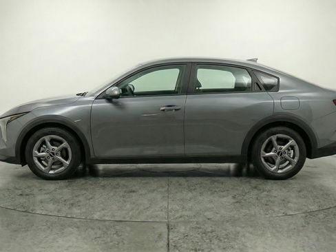 Used 2025 Kia K4 LXS image 5