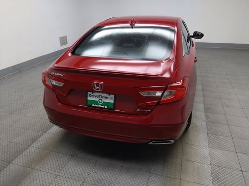 Used 2018 Honda Accord Sport image 7