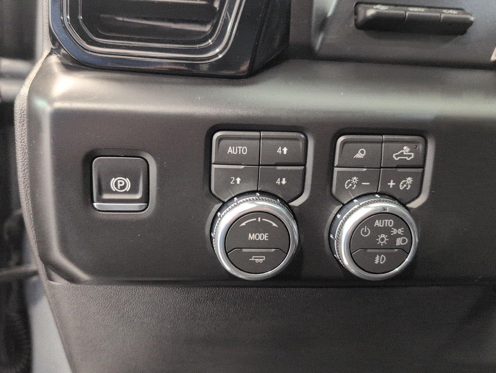 Certified 2026 GMC Sierra 1500 AT4 w/ AT4 Premium Package AWD/4WD image 10