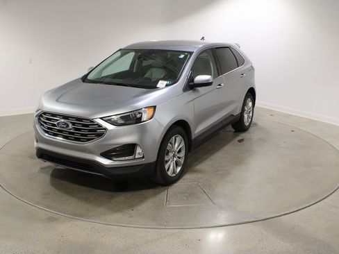 Used 2022 Ford Edge Titanium image 1