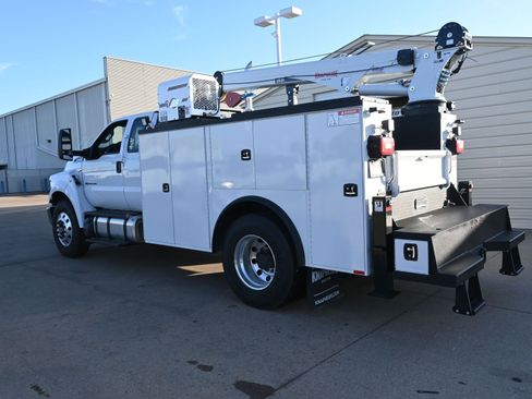 New 2026 Ford F750 2WD SuperCab Super Duty image 7
